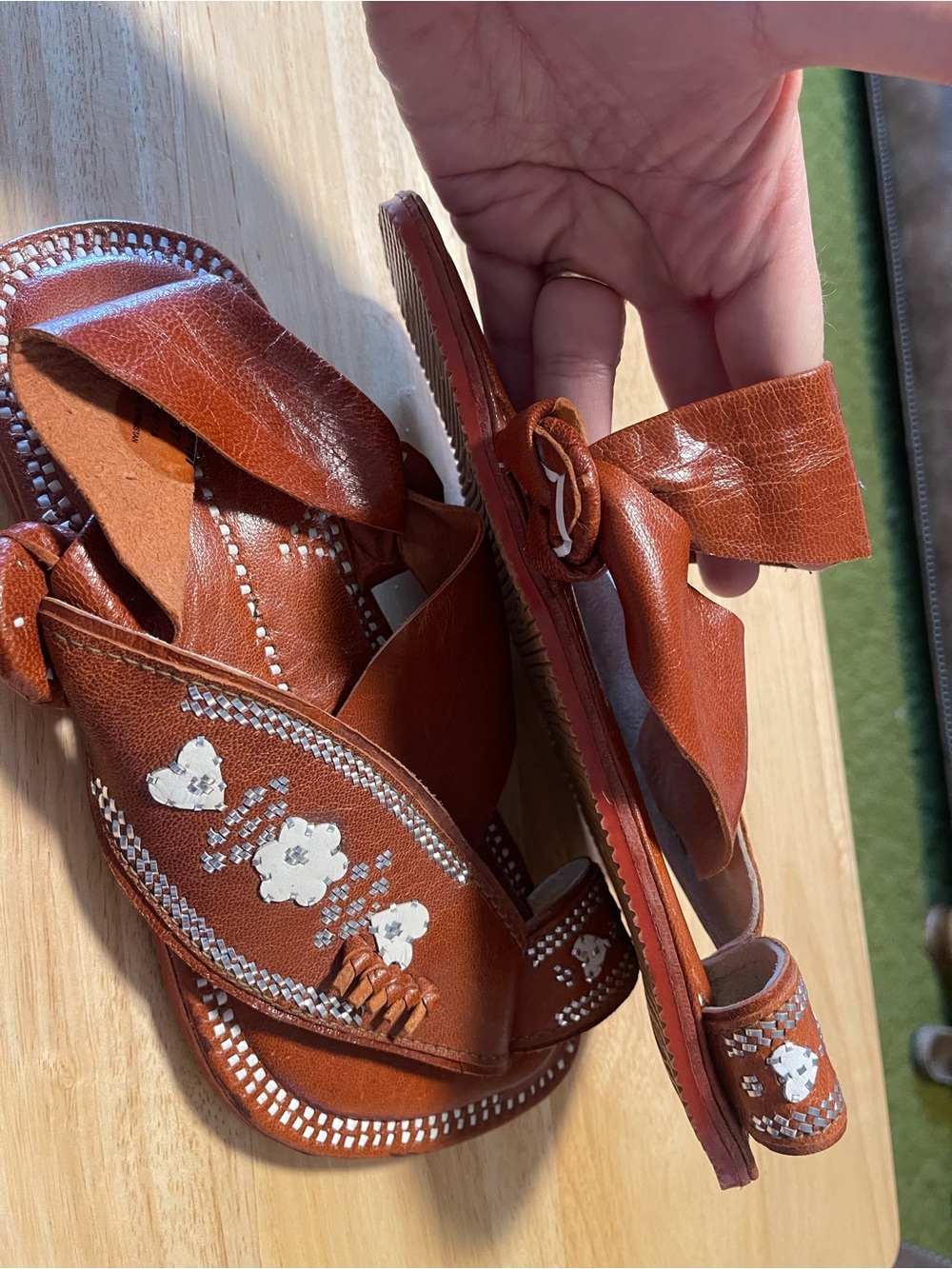Shamak Brown Asian Sandals Woman’s Size 8. (37) - Picture 6 of 8